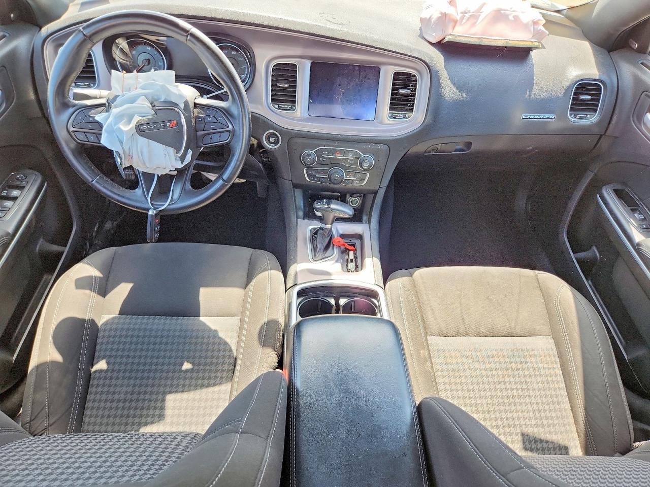 2023 DODGE CHARGER SXT — Фото 8 из 13