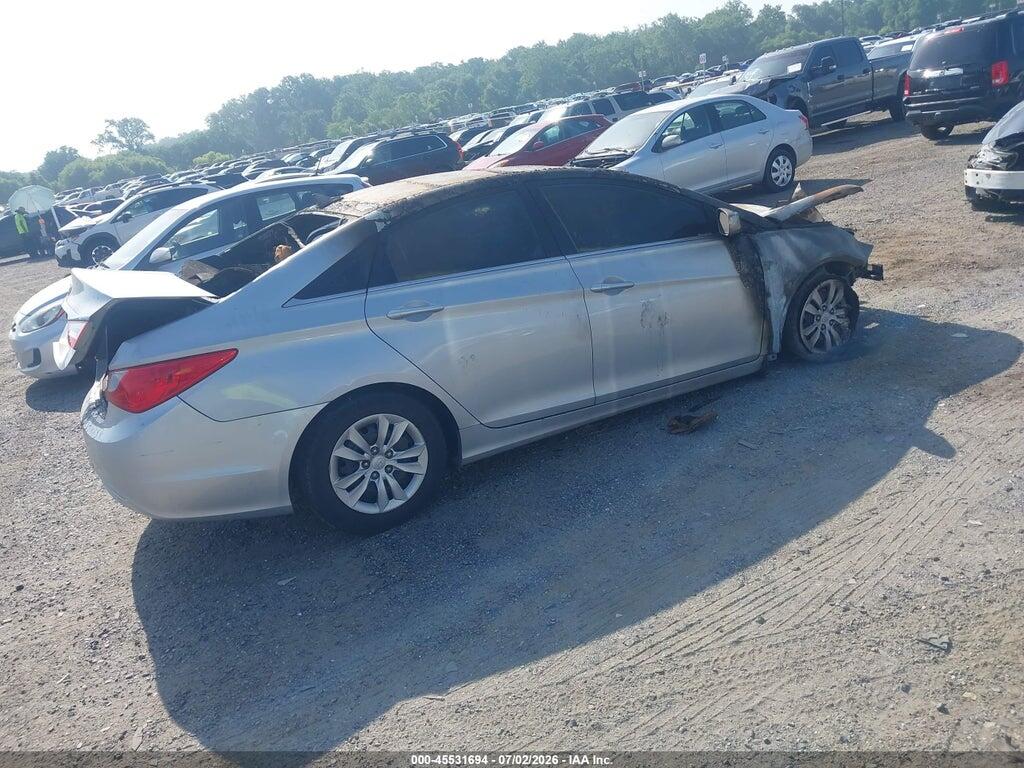 5NPEB4ACXBH036638 2011 HYUNDAI SONATA photo no. 4