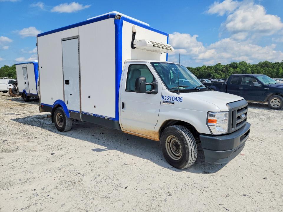 2023 FORD E350 REFRIGERATED BOX TRUCK — Фото 4 из 13