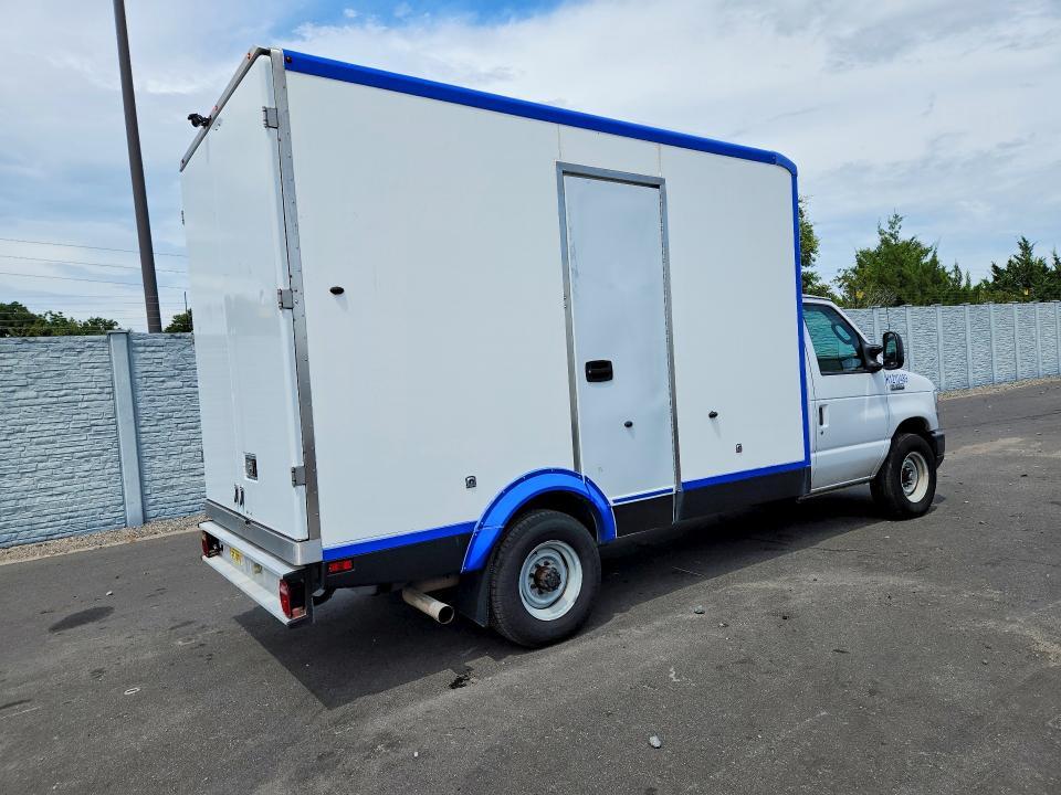 2023 FORD E350 REFRIGERATED BOX TRUCK — Фото 3 из 13