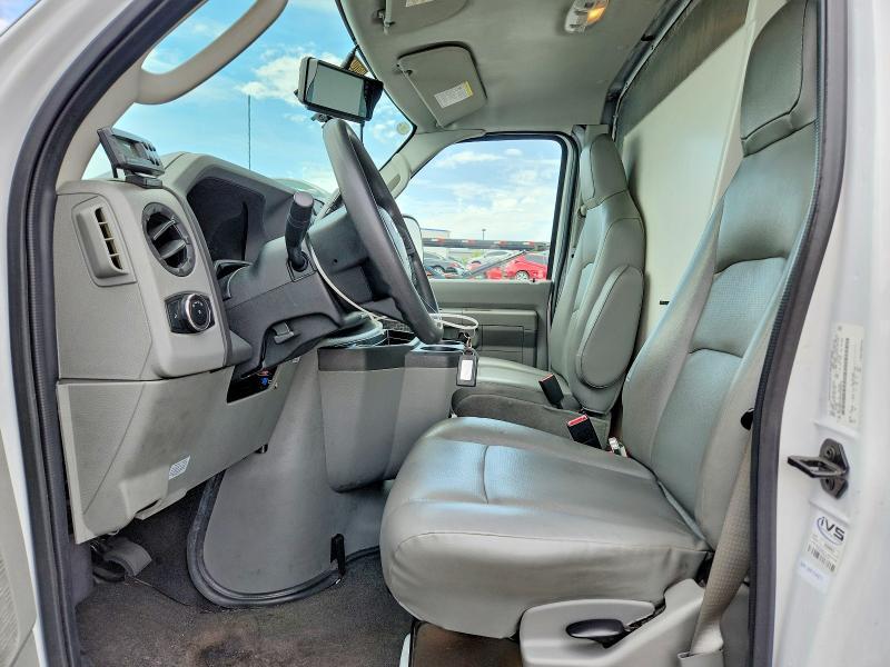 2023 FORD E350 REFRIGERATED BOX TRUCK — Фото 7 из 13