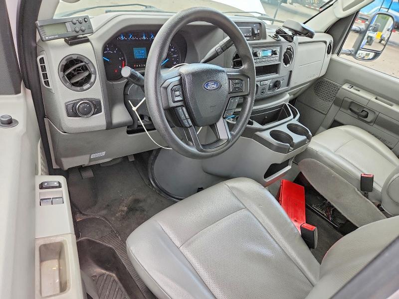2023 FORD E350 REFRIGERATED BOX TRUCK — Фото 8 из 13