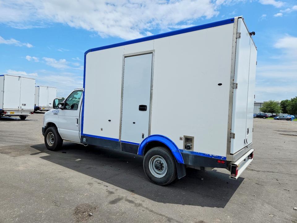 2023 FORD E350 REFRIGERATED BOX TRUCK — Фото 2 из 13