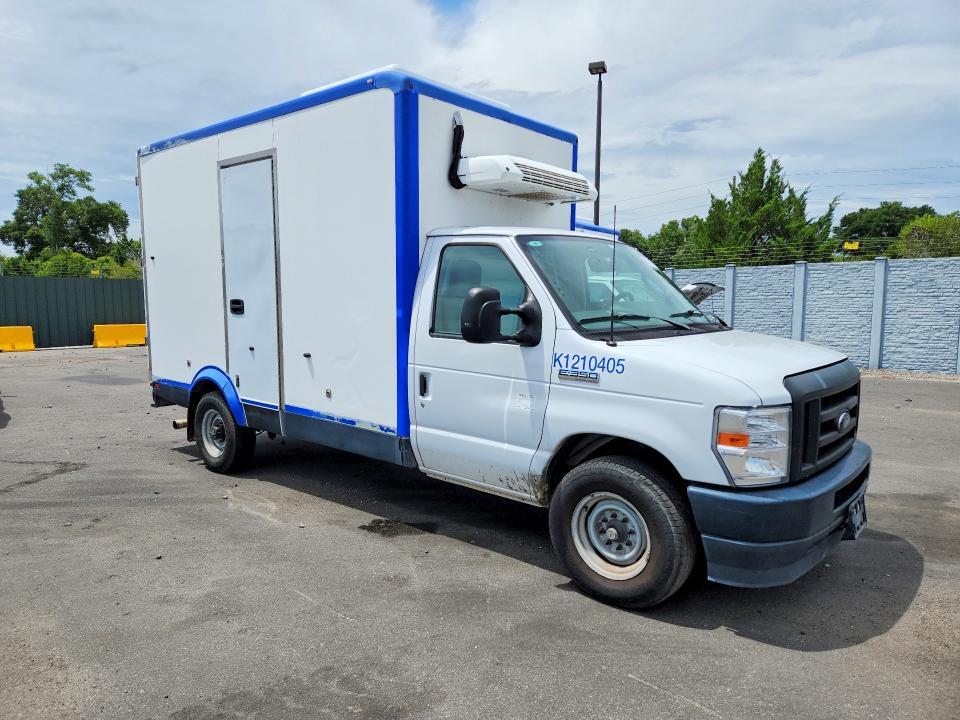 2023 FORD E350 REFRIGERATED BOX TRUCK — Фото 4 из 13