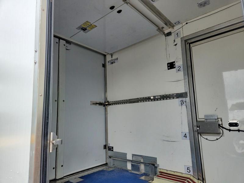 2023 FORD E350 REFRIGERATED BOX TRUCK — Фото 10 из 13