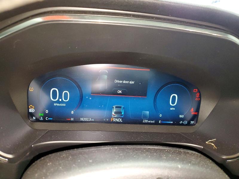 2023 FORD ESCAPE PLATINUM — Фото 9 из 12