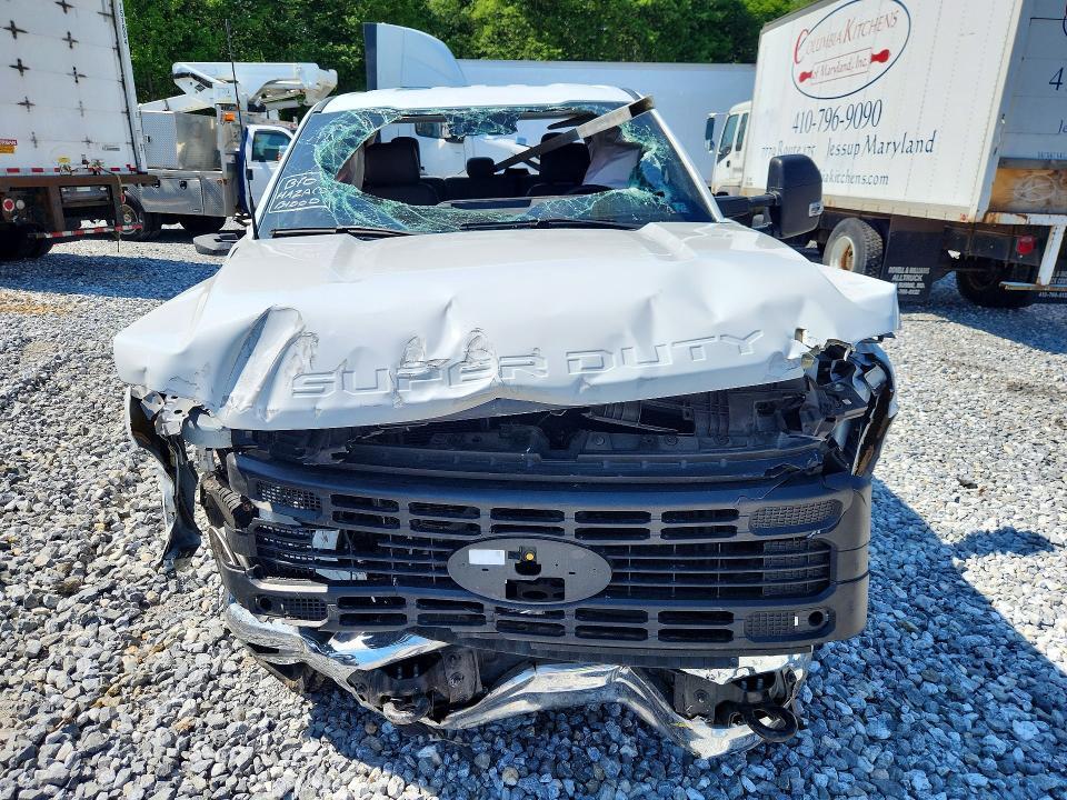 1FT8X3BA1PEC52147 2023 FORD F350 photo no. 5