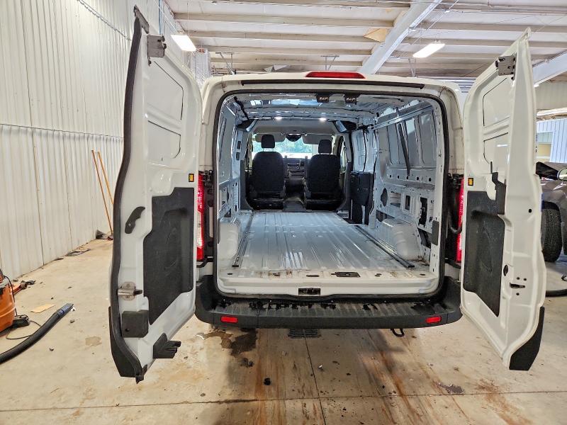 2023 FORD TRANSIT T-250 — Фото 10 из 13