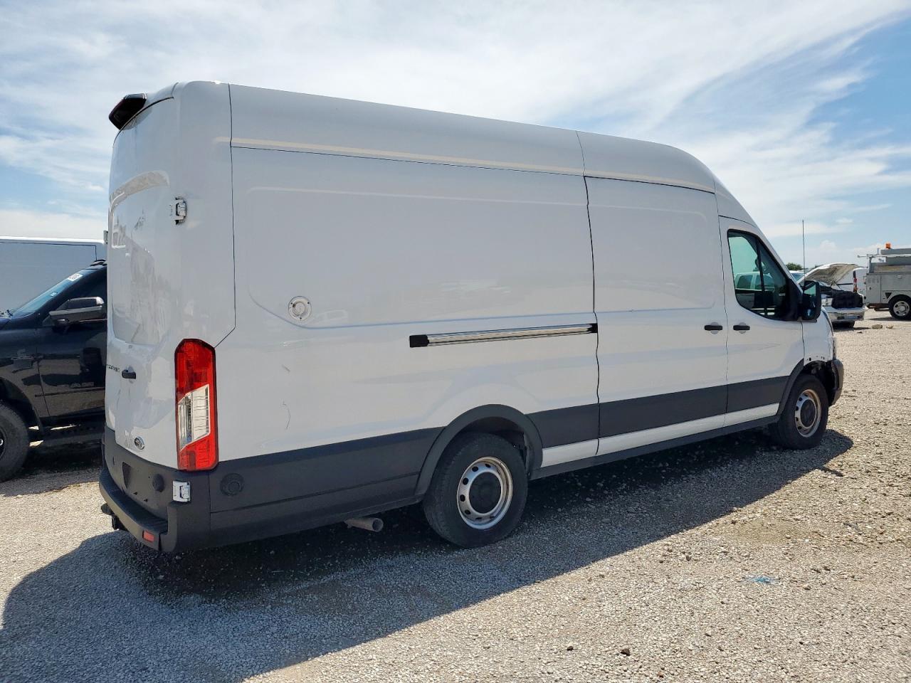 2023 FORD TRANSIT T-350 — Фото 3 из 12