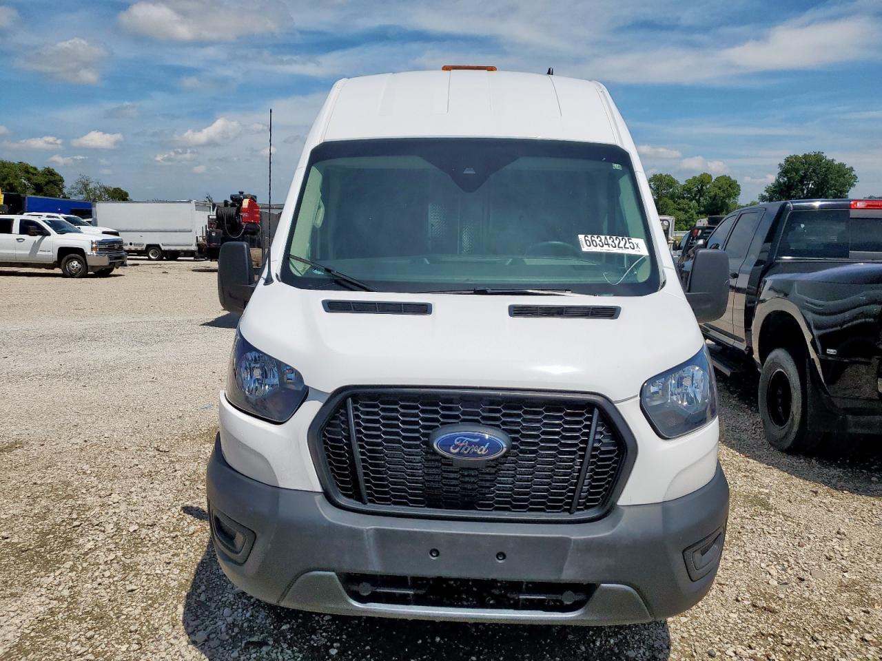 2023 FORD TRANSIT T-350 — Фото 5 из 12