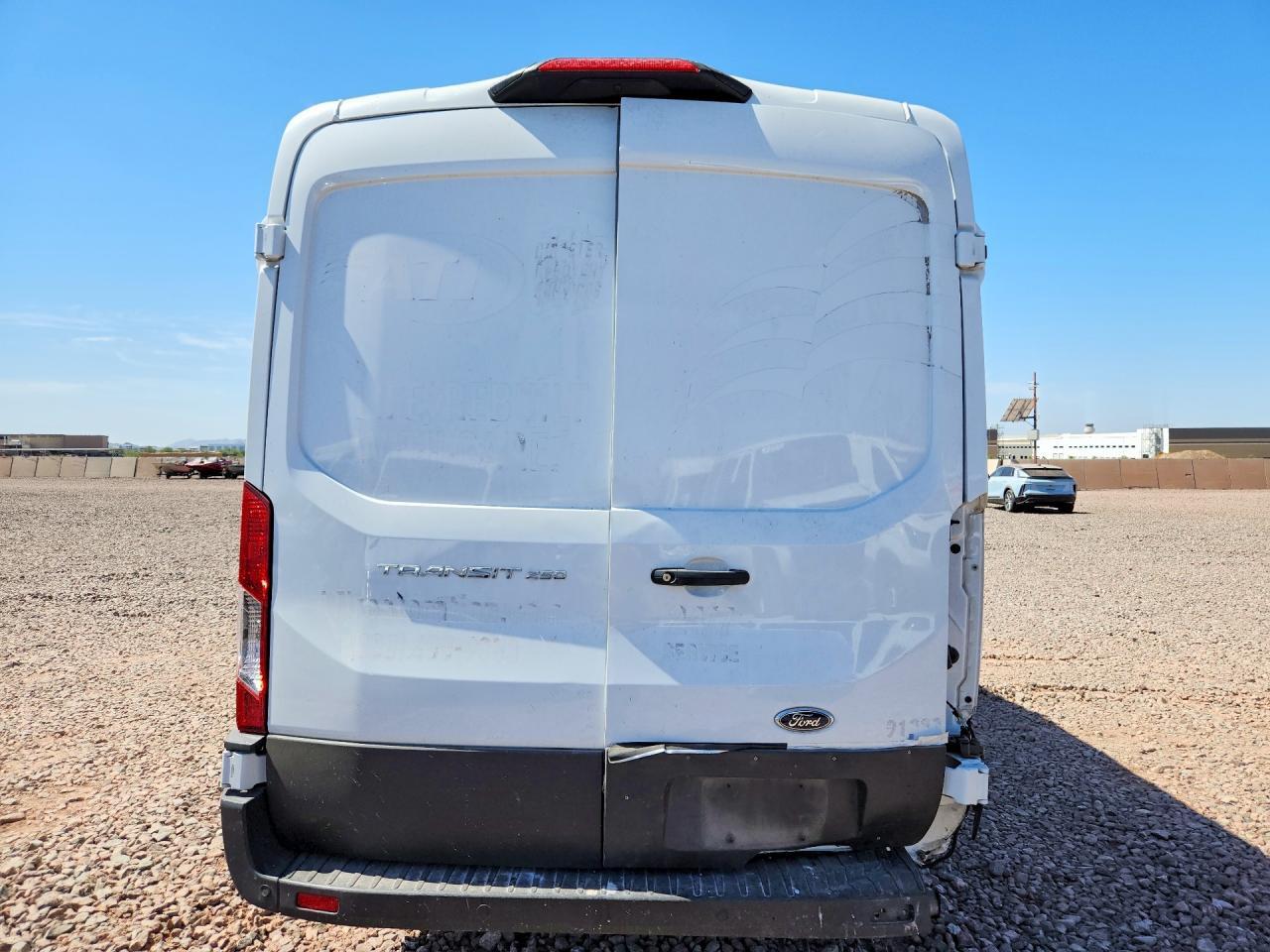 2023 FORD TRANSIT T-250 — Фото 6 из 12