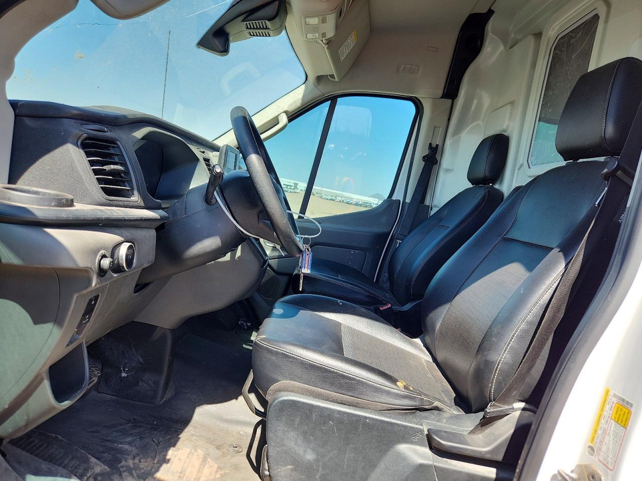 2023 FORD TRANSIT T-250 — Фото 7 из 12
