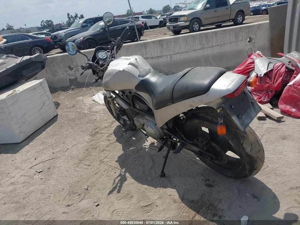 4MZKS56J6X3320086 1999 BUELL CYCLONE photo no. 3