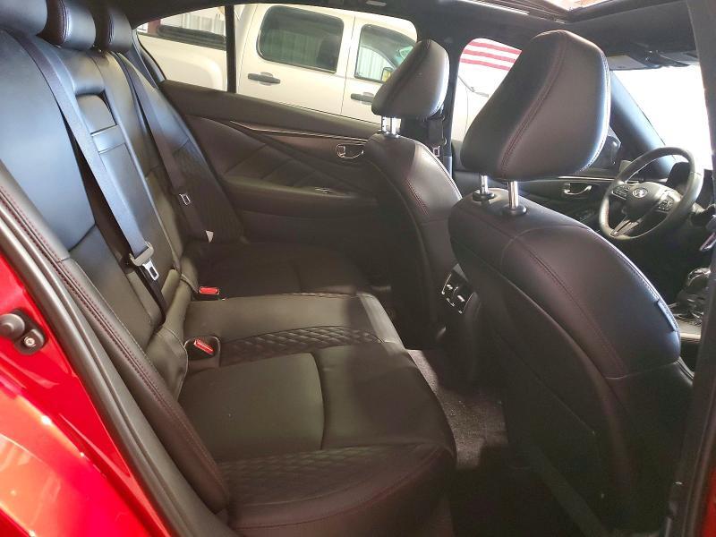 2023 INFINITI Q50 RED SPORT 400 — Фото 10 из 12