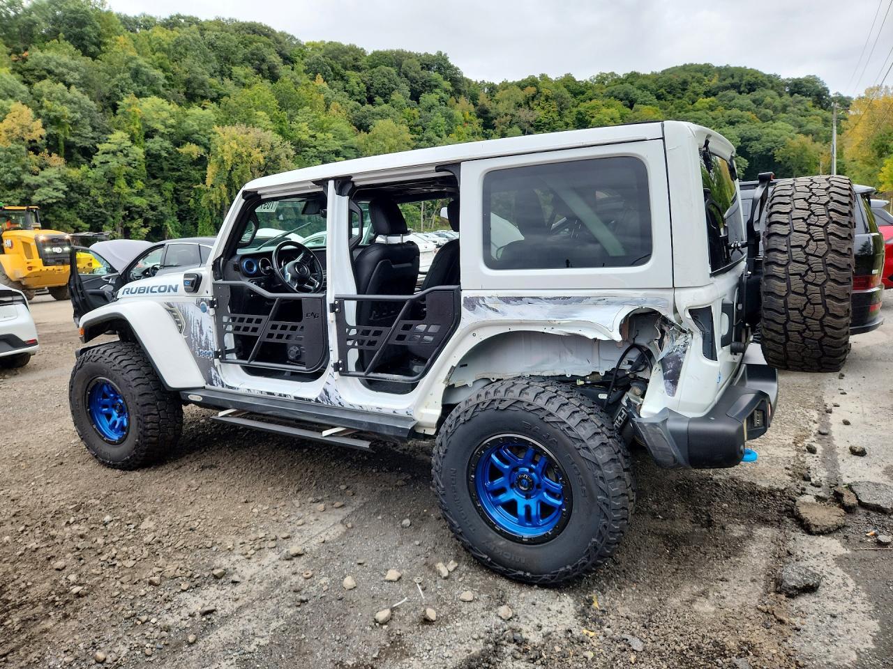 2023 JEEP WRANGLER RUBICON 4XE — Фото 2 из 13