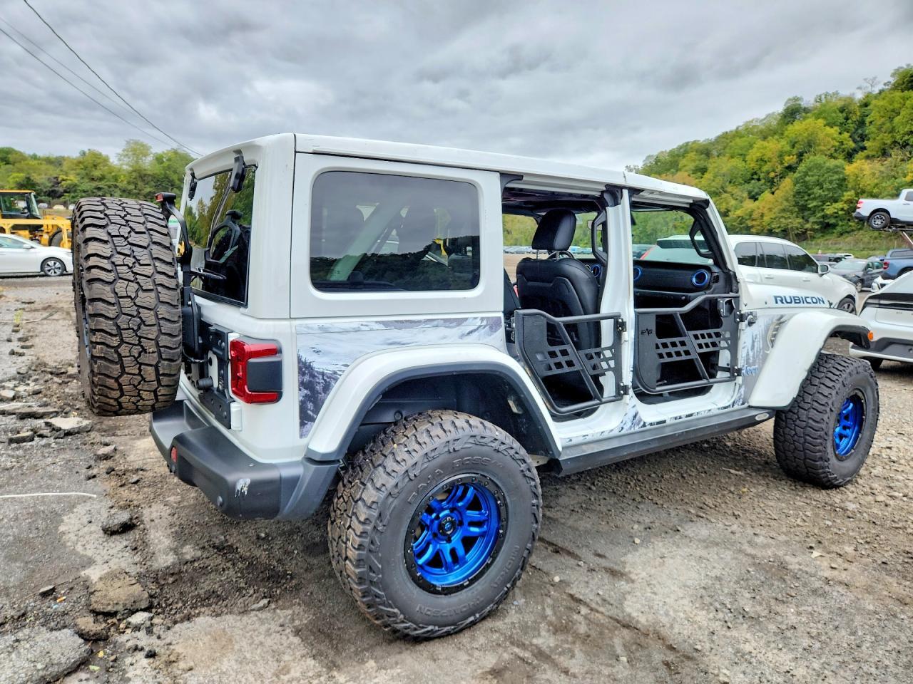 2023 JEEP WRANGLER RUBICON 4XE — Фото 3 из 13
