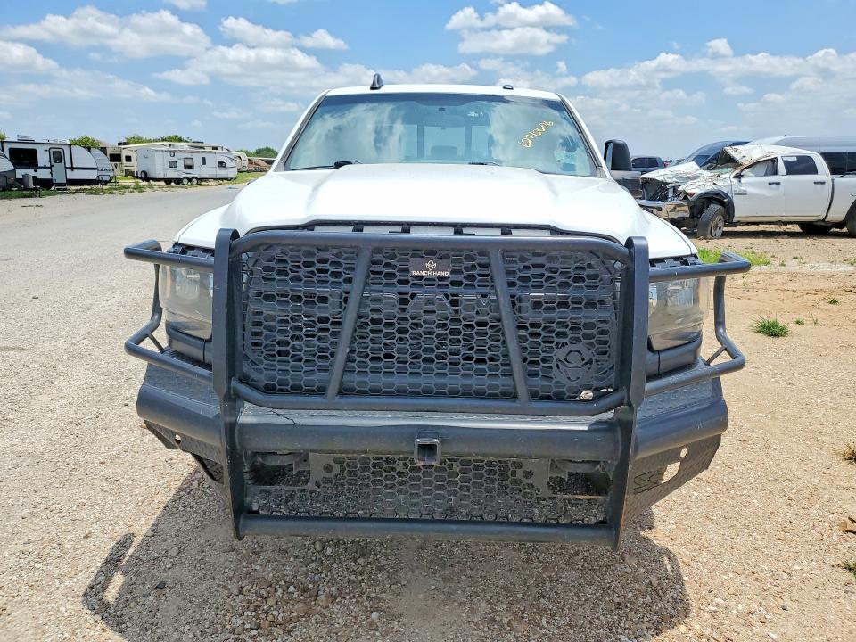 2023 RAM 2500 TRADESMAN — Фото 5 из 12