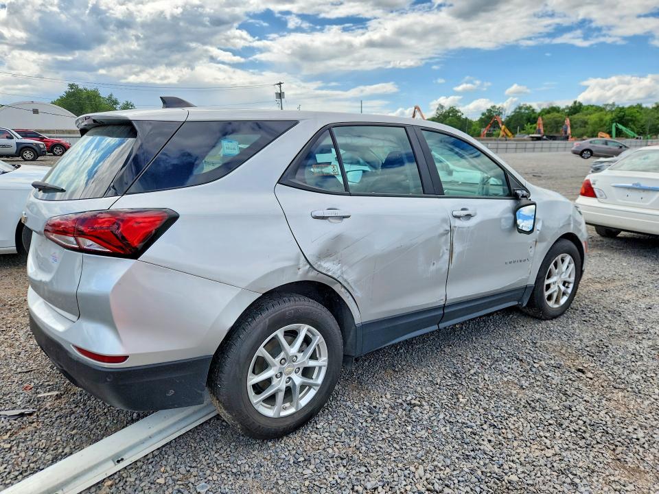 3GNAXFEV1NS152383 2022 CHEVROLET EQUINOX photo no. 3