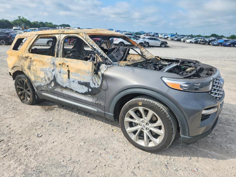 2022 FORD EXPLORER PLATINUM — Фото 4 из 12