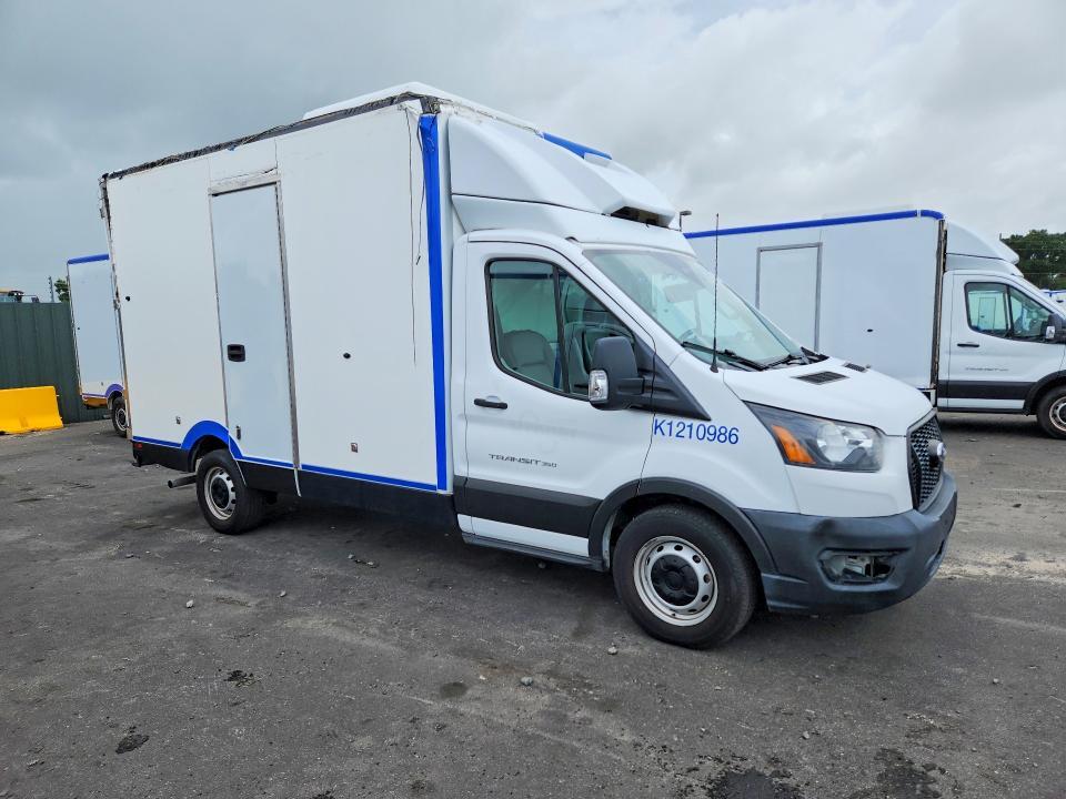 2022 FORD TRANSIT DELIVERY TRUCK — Фото 4 из 13