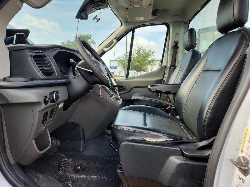 2022 FORD TRANSIT T-350 — Фото 7 из 13