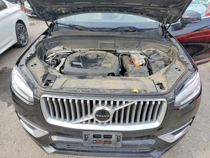 2021 VOLVO XC90 T8 RECHARGE MOMENTUM — Фото 11 из 12