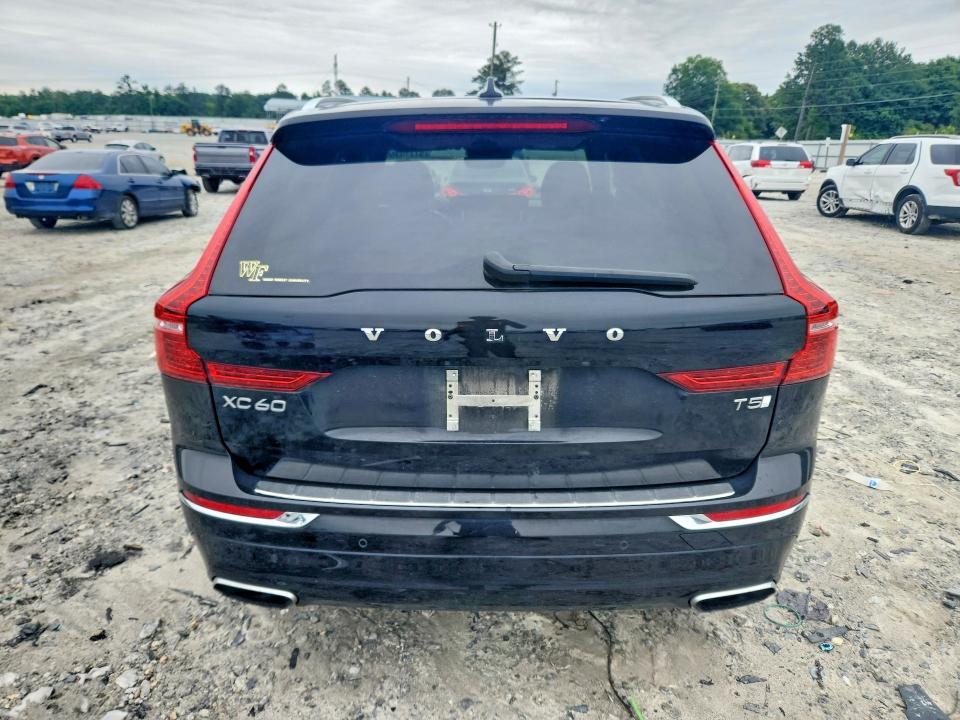 2021 VOLVO XC60 T5 INSCRIPTION — Фото 6 из 13