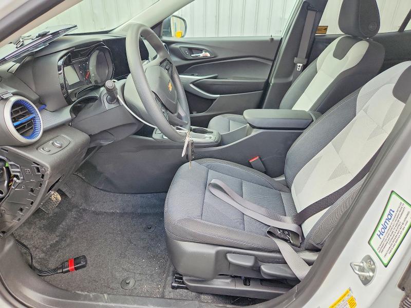 2025 CHEVY TRAX LS — Фото 7 из 13