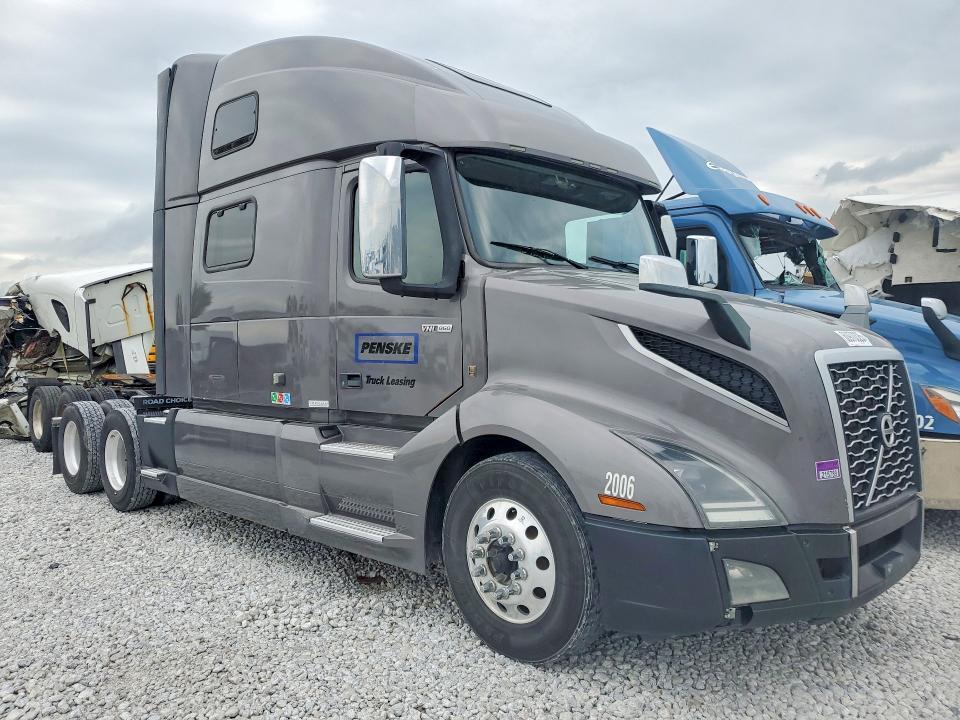 2022 VOLVO VNL SEMI TRUCK — Фото 4 из 13