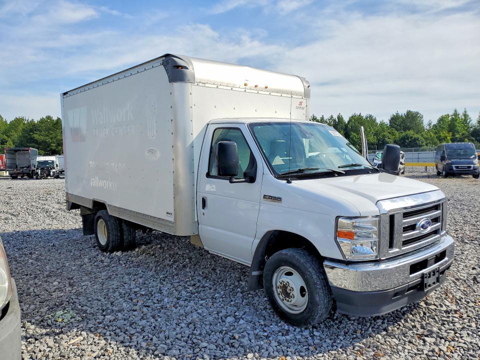 2021 FORD E450 DELIVERY VAN — Фото 4 из 12