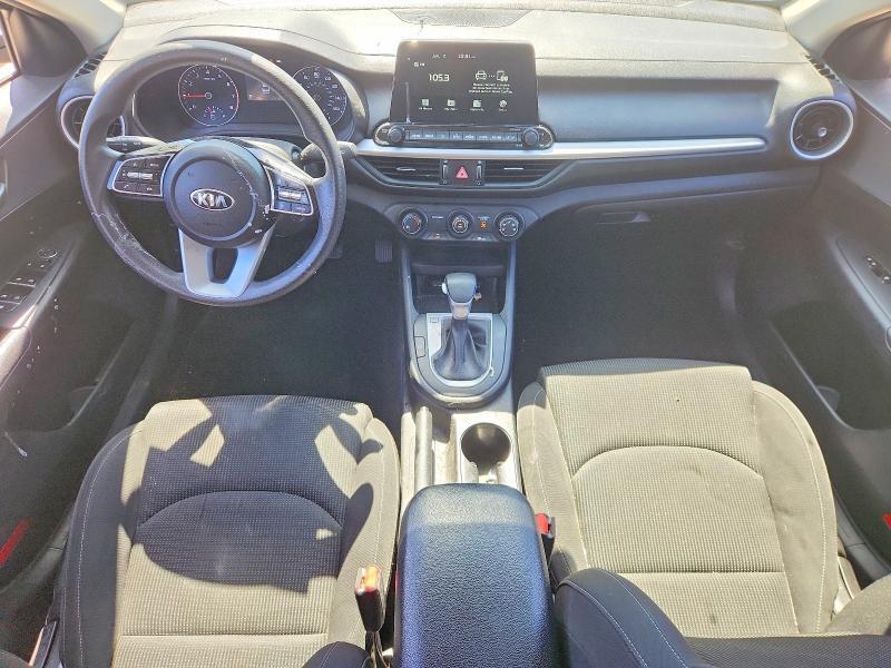 2021 KIA FORTE LXS — Фото 8 из 12