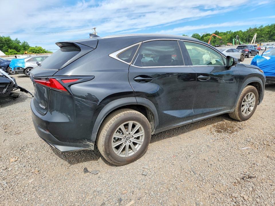 2021 LEXUS NX 300 BASE — Фото 3 из 13