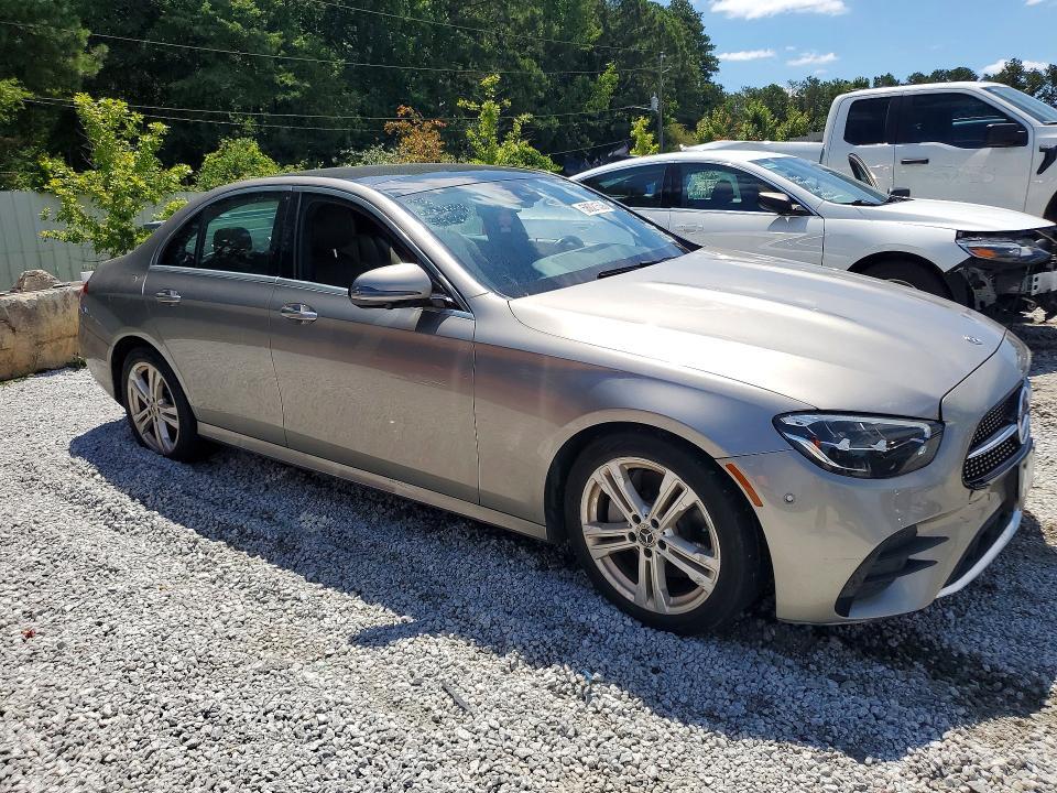 2021 MERCEDES-BENZ E 350 4MATIC — Фото 4 из 12