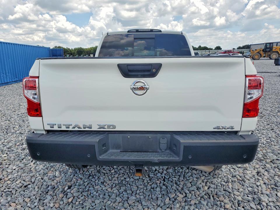 2021 NISSAN TITAN XD S — Фото 6 из 12