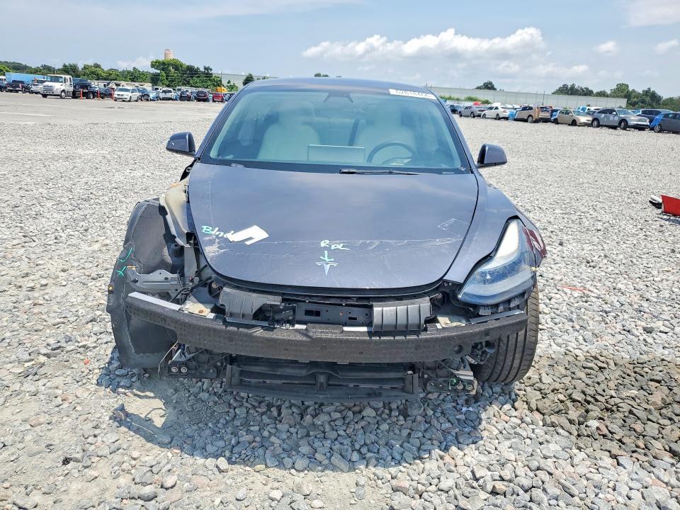 2021 TESLA MODEL 3 — Фото 5 из 12