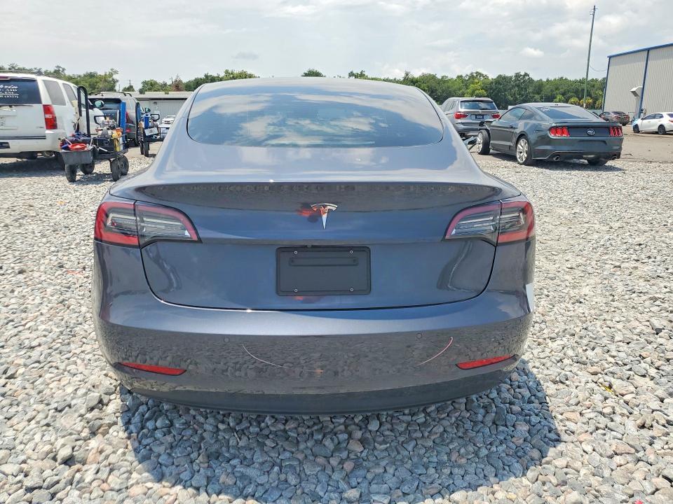 2021 TESLA MODEL 3 — Фото 6 из 12