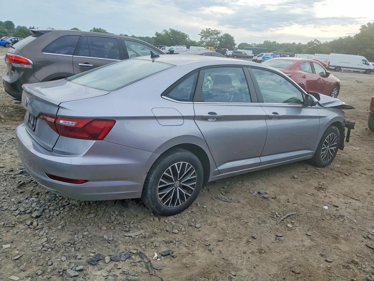 2021 VOLKSWAGEN JETTA S — Фото 3 из 13