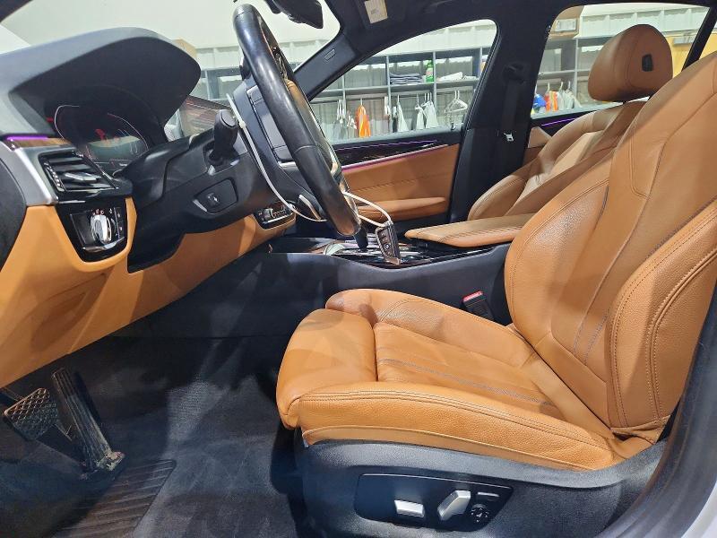 WBAJR7C0XLCE45640 2020 BMW 530 photo no. 7