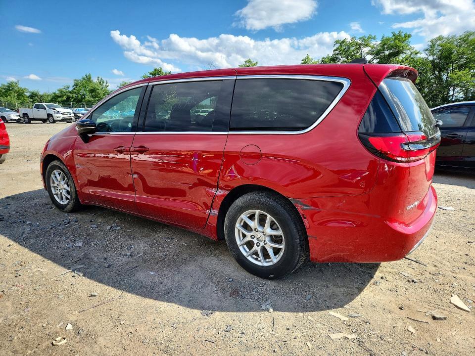 2025 CHRYSLER PACIFICA SELECT — Фото 2 из 13