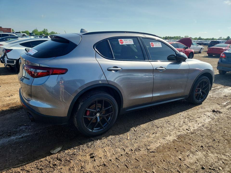 2020 ALFA ROMEO STELVIO — Фото 3 из 12