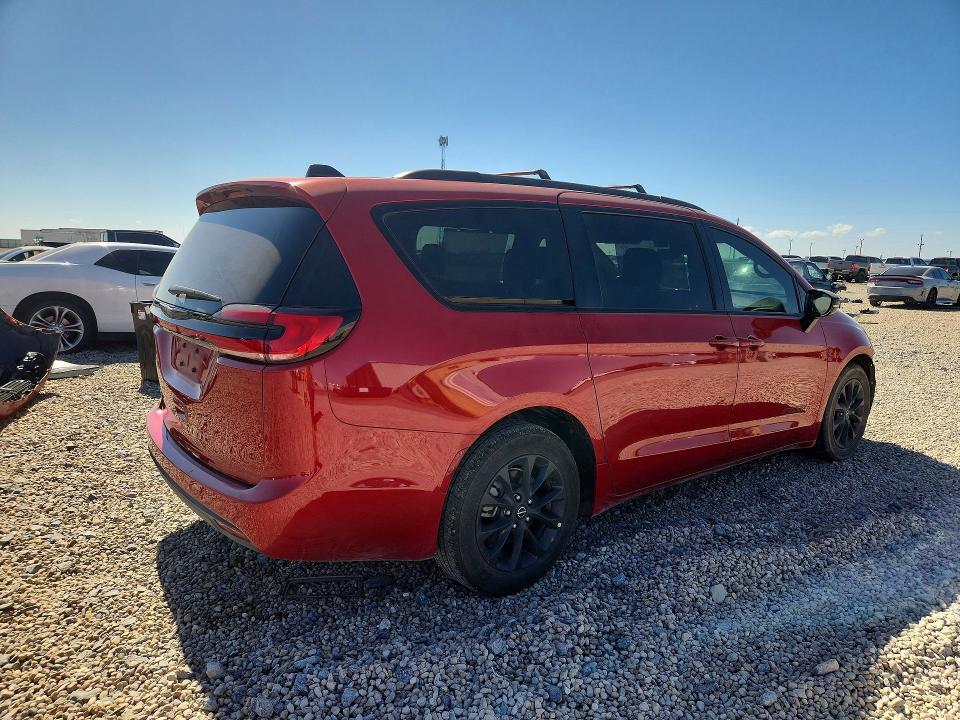 2025 CHRYSLER PACIFICA SELECT — Фото 3 из 13