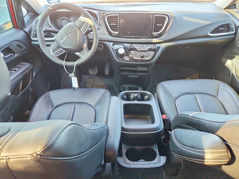 2025 CHRYSLER PACIFICA SELECT — Фото 8 из 13