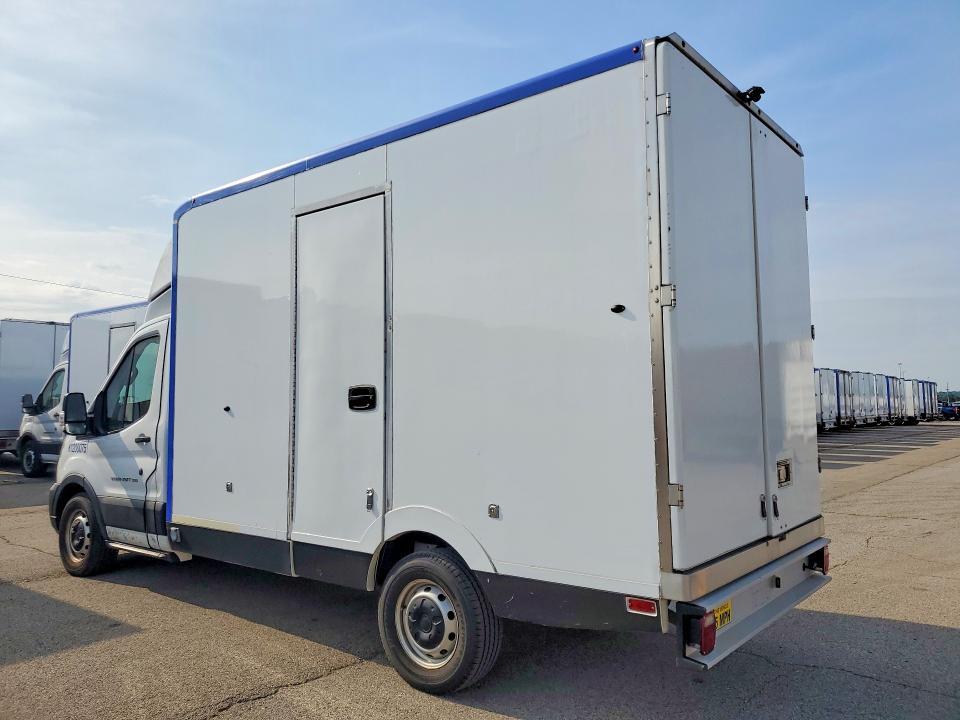 1FDBW5Z82LKA95582 2020 FORD TRANSIT photo no. 2
