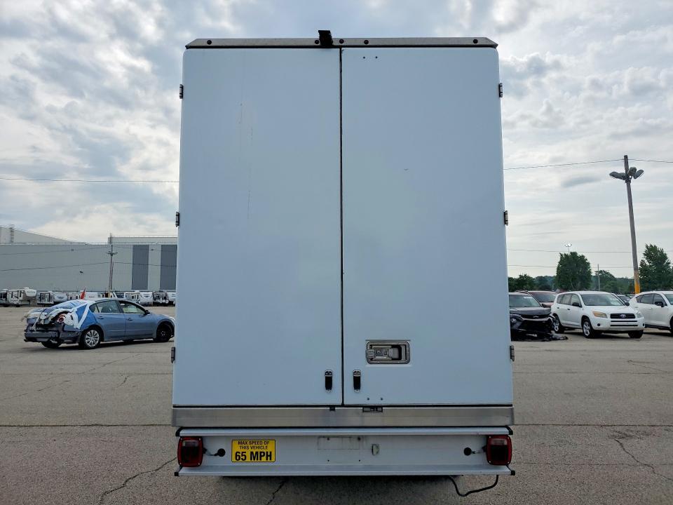 2020 FORD TRANSIT DELIVERY TRUCK — Фото 6 из 12