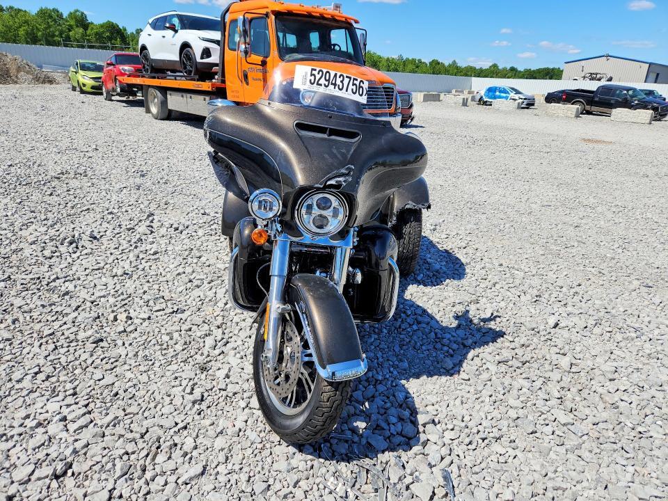 2020 HARLEY-DAVIDSON FLHTCUTG — Фото 2 из 9