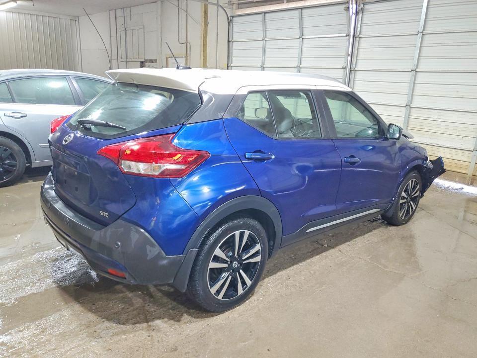 2020 NISSAN KICKS SR — Фото 3 из 14