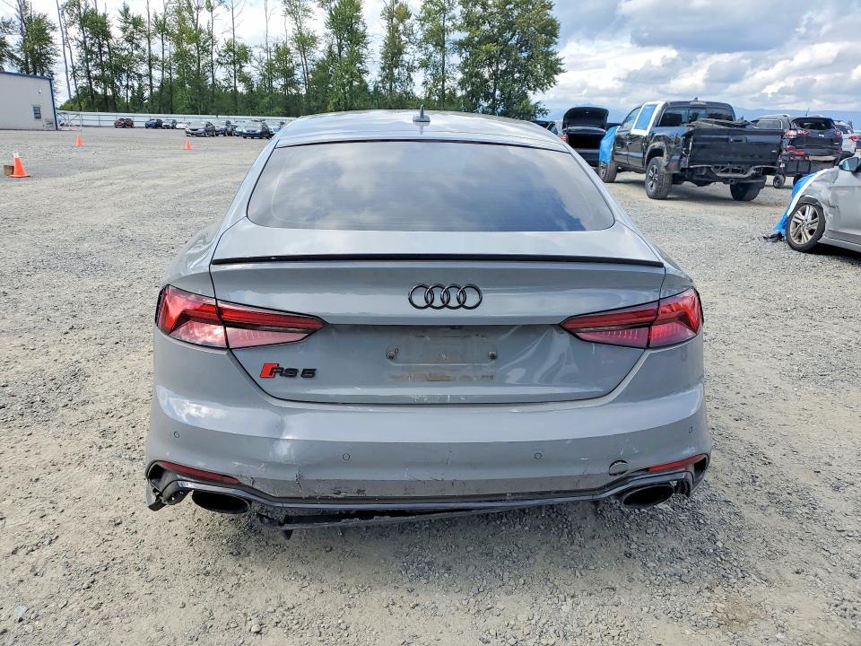 2019 AUDI RS5 — Фото 6 из 12