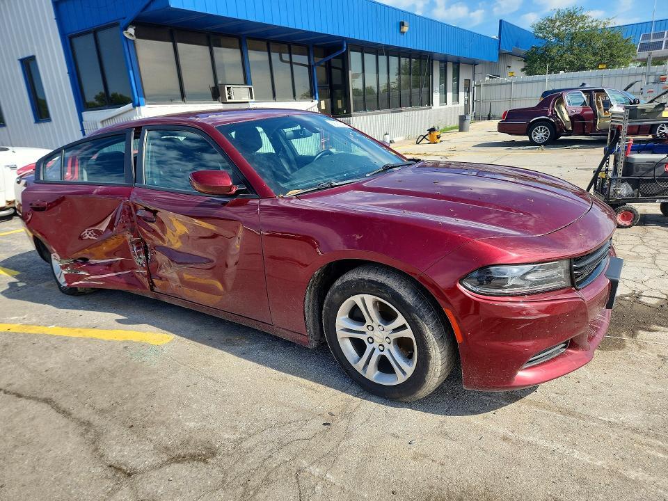 2019 DODGE CHARGER SXT — Фото 4 из 13