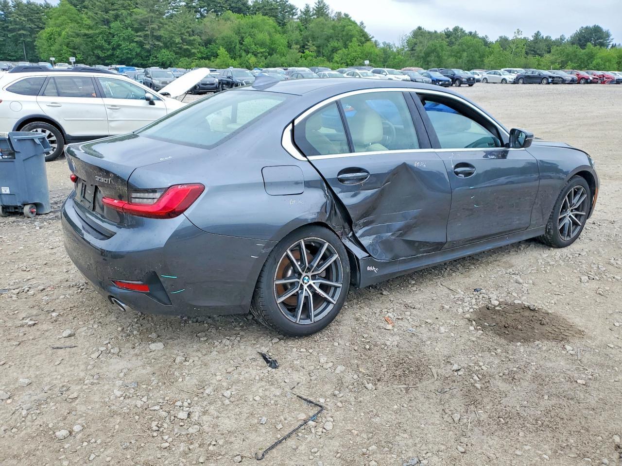 2020 BMW 330XI — Фото 3 из 12