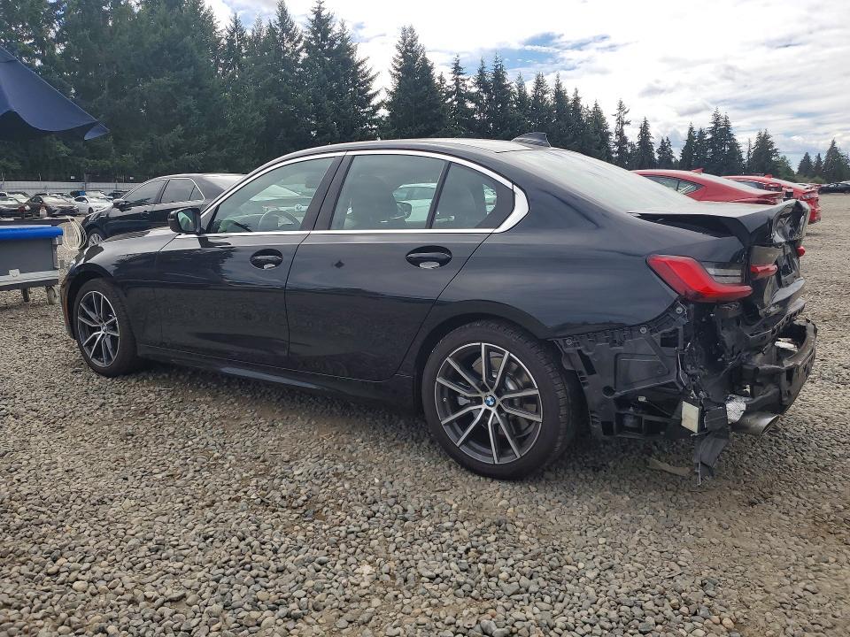 3MW5R7J01L8B46210 2020 BMW 330XI photo no. 2